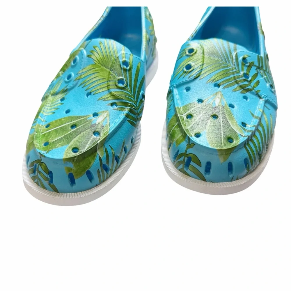 Sperry Float Shoes in‎ Palm Blue NWOB